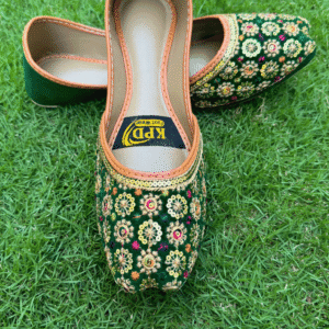 Elegant Green Khussa – Fresh Ethnic Charm